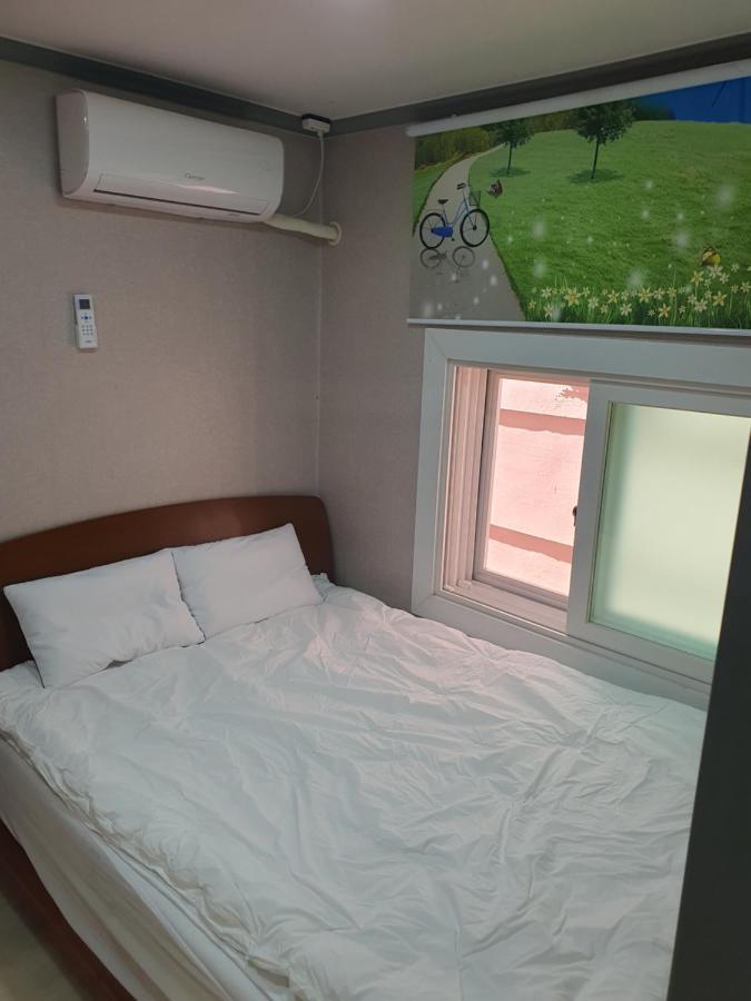 Ara Guesthouse Пусан Экстерьер фото