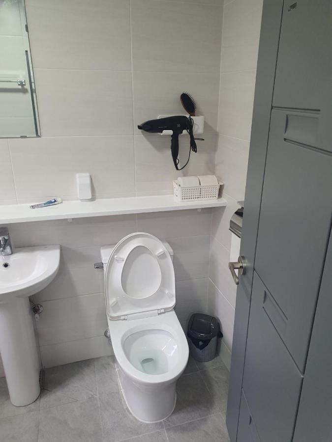 Ara Guesthouse Пусан Экстерьер фото